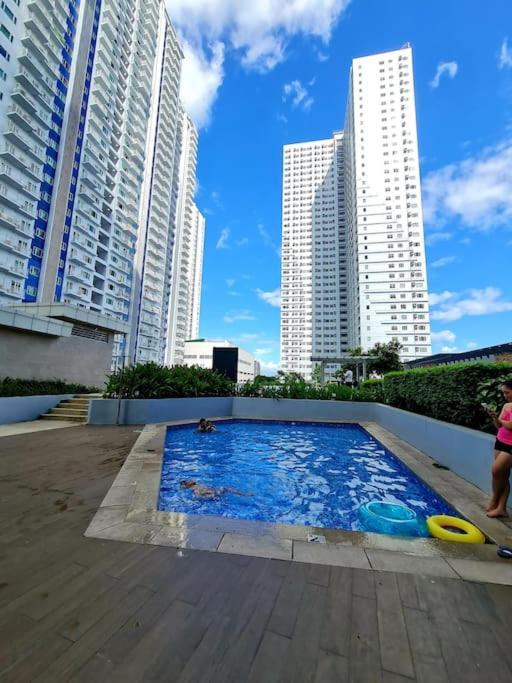 Grass Residences 25Th T5 Manila Exterior photo